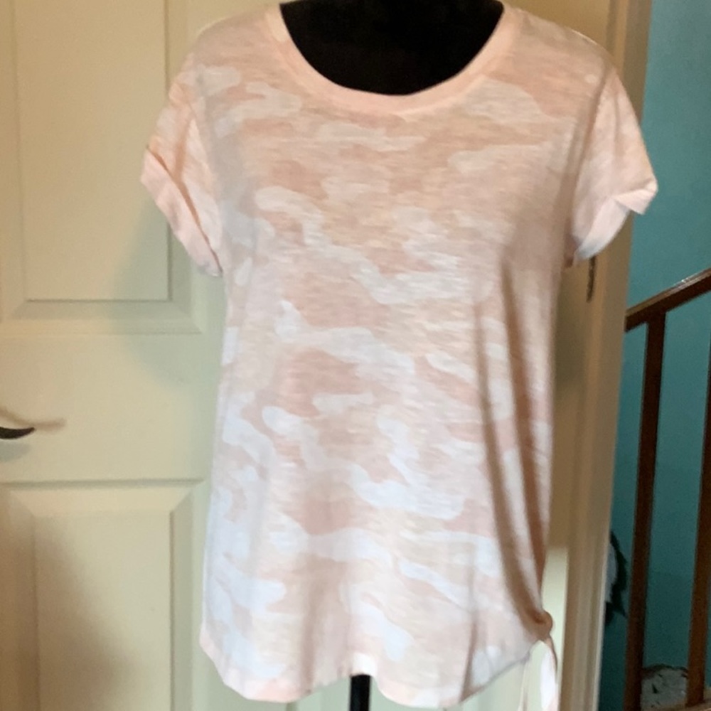 Wit and wisdom pink and white camouflage top. Size large.